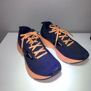 Brooks running: Levitate 3